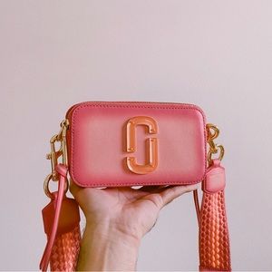 Marc Jacobs Fluoro Edge Snapshot